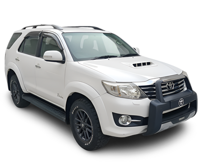 Toyota Fortuner-img